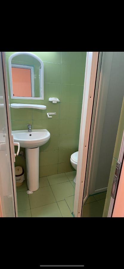 Hotel Vila Gino à Costinesti Extérieur photo